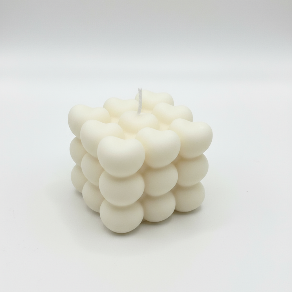 Vela Decorativa Cubo de Corazones - Sin Aroma